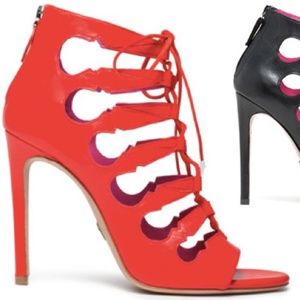 Oscar Tiye RED shoes